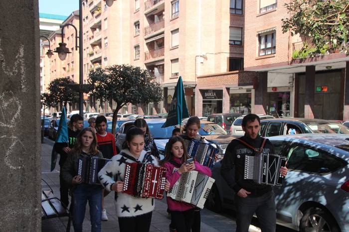 Jai giroa eta aldarrikapena 9 1489921886241