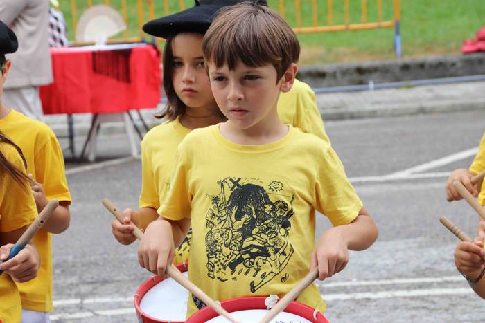 Danbor hotsek hartu dute Ama 59 1562504196797