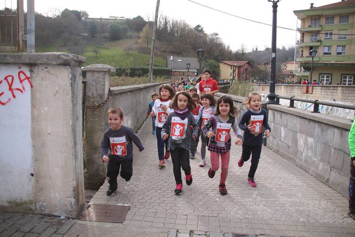 Elkartasun kilometroa Uzturpe 2016 36 1453740904934