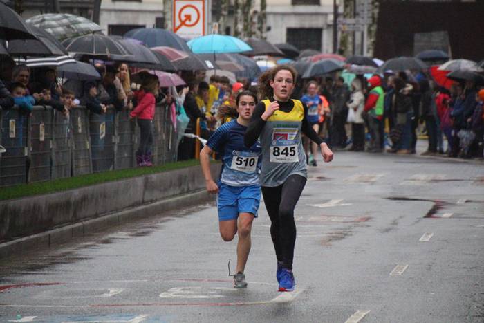 700 haur inguru XXXI. Ero Et 36 1516542050679