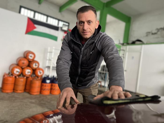 «Palestinako berriak albistegietan ikusi  eta nire onetik ateratzen naiz»