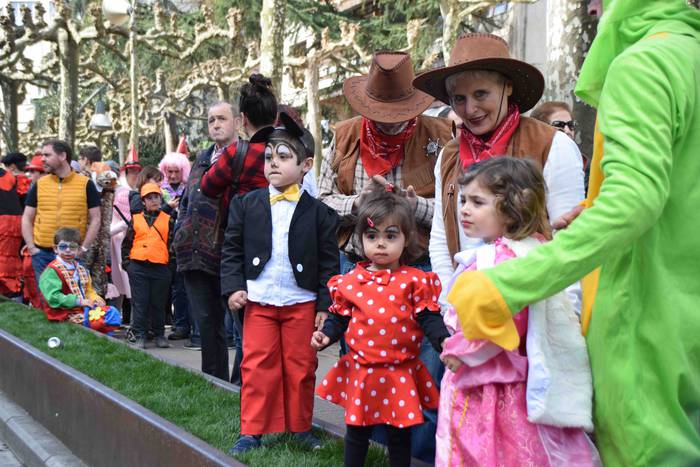 Zaldunita 2019. Karrozak eta 11 1551626141958