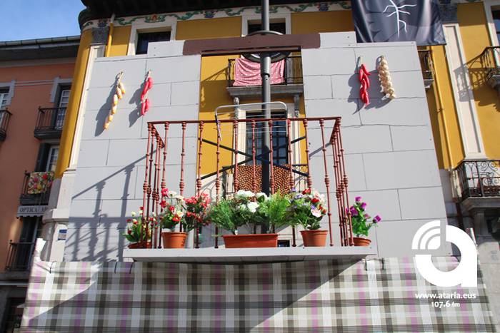 Irudimenak gainezka egin du 12 1488127403581