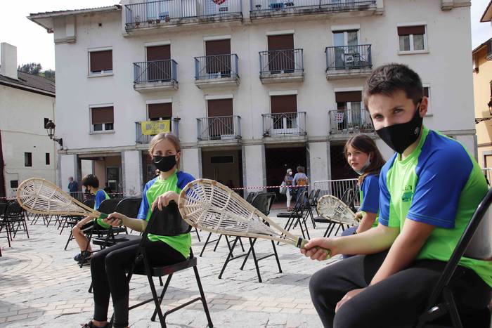 Irurako Kutxa Bira iruditan 1 1619287410620