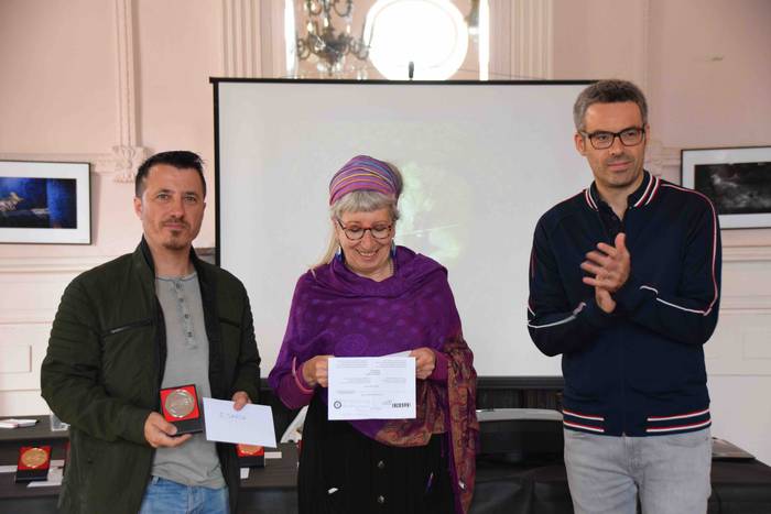 Targazki elkartearen erakusk 3 1560608072549