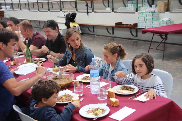 Frontoia bete da txekorra ja 17 1565532409702