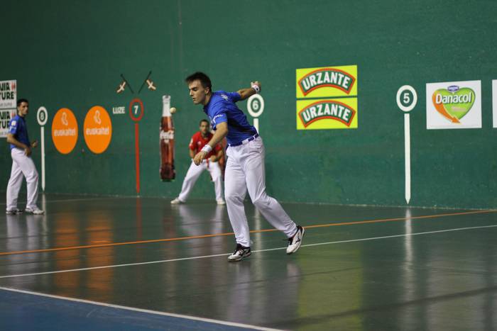 Jon Ander Peñaren debuta 5 1475952654565