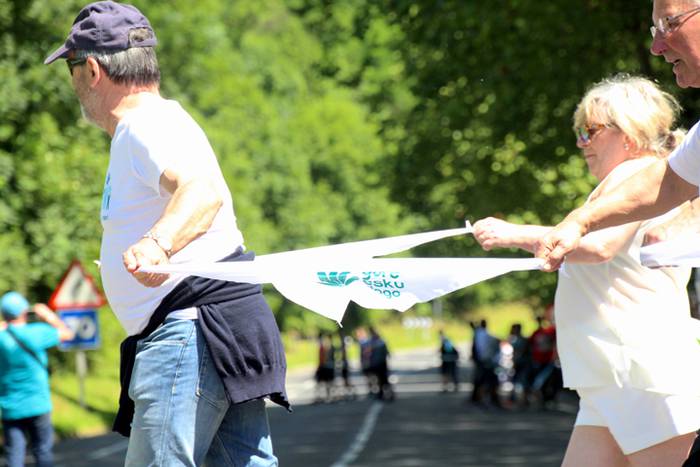 "Gu bezala, beste 100.000 za 84 1528637344099