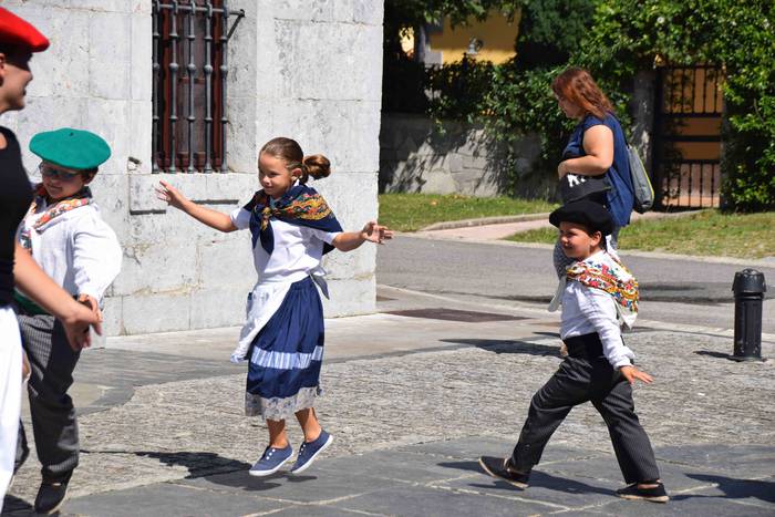 Orendain festak dantza emana 12 1534332635931