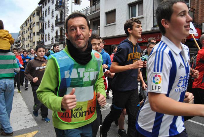 Euskararen ekilibristak 184 1491303068111