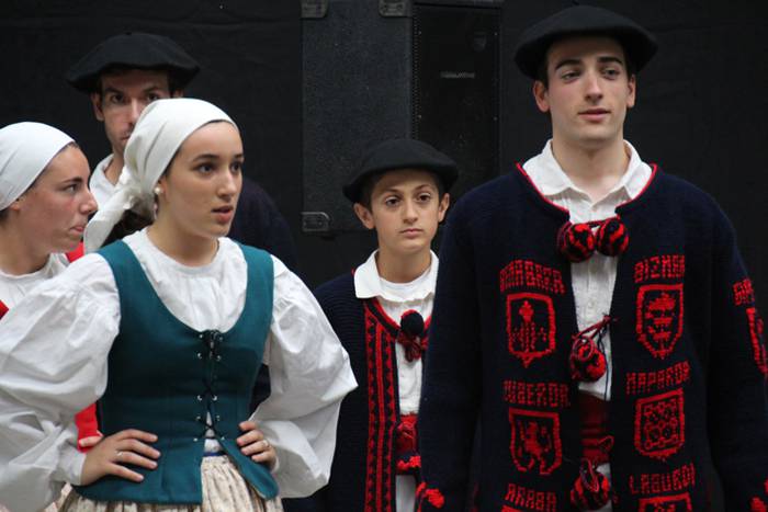 Kristikin eta dantza, Lizart 43 1496497221762