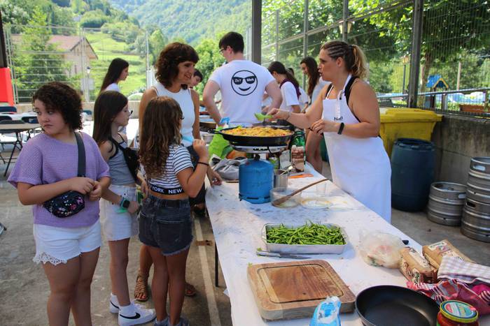 Bertsoak eta koktelak uztart 15 1661603481904