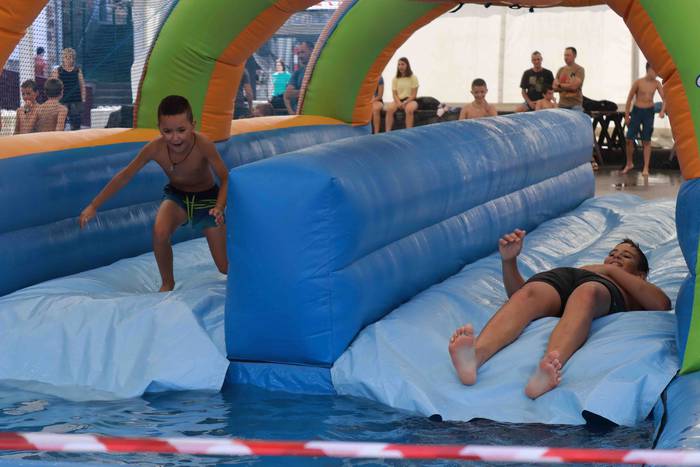 Saltoka eta jolasean pasatu  27 1660043077874