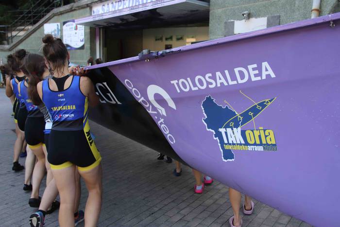 Bandera etxean geratu da 94 1594498879289