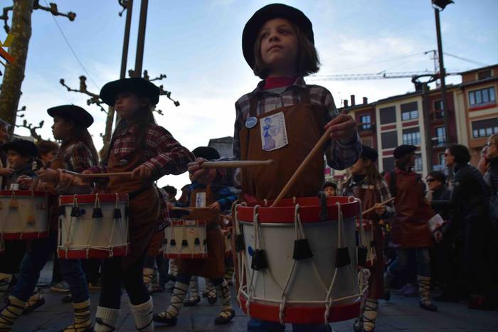 Danbor hotsak, txikienen esk 63 1551548181659