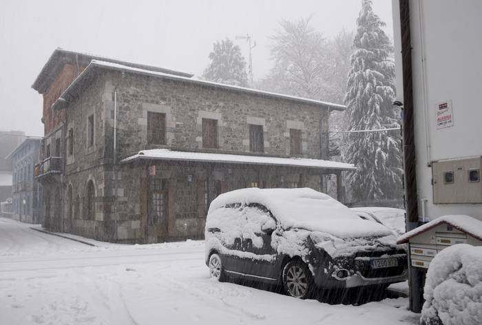 ELURRA 2017 AZAROA 3 1512123604539