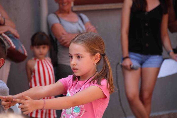 Tripa beteta, dantzan pasa d 46 1563205337742