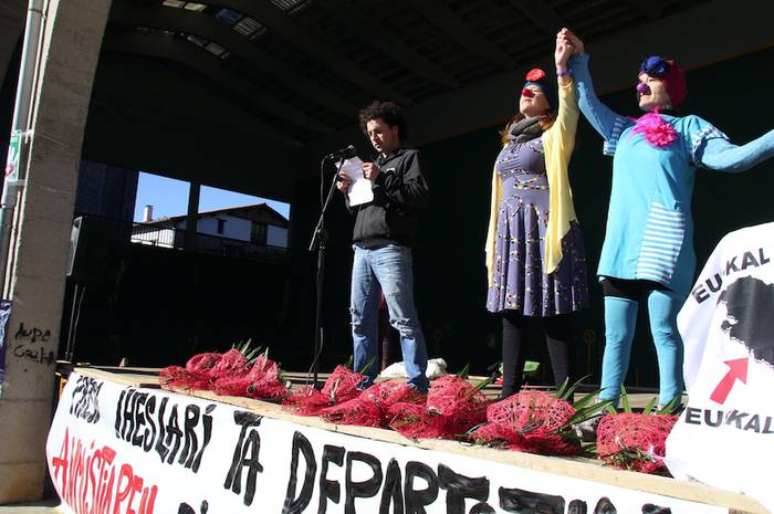 Elkartasunez jantzi da Gazte 5 1517148343719