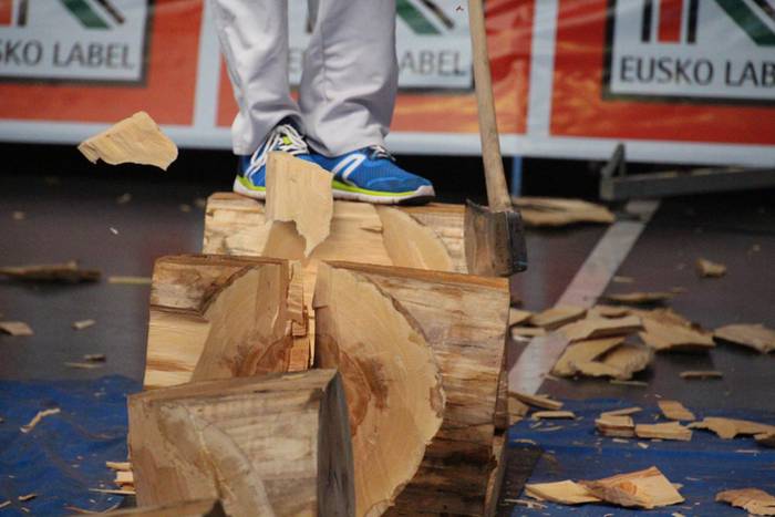 Otaegi eta Telleria, aurrera 48 1511101476054