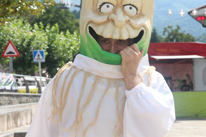 Pantaila txikitik, suziria p 44 1503662381224