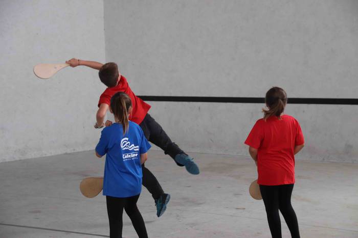 Txikiek pilotari handiak dir 69 1565875110576