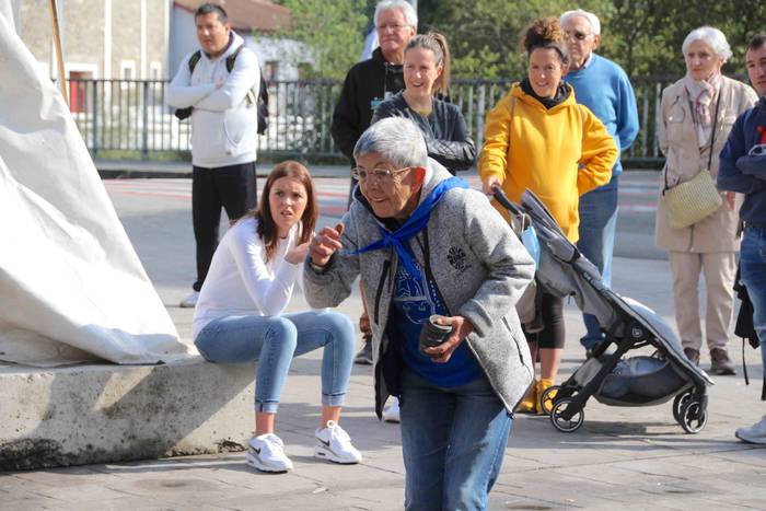 Tolosako Berazubi auzoko fes 2 1634044448956