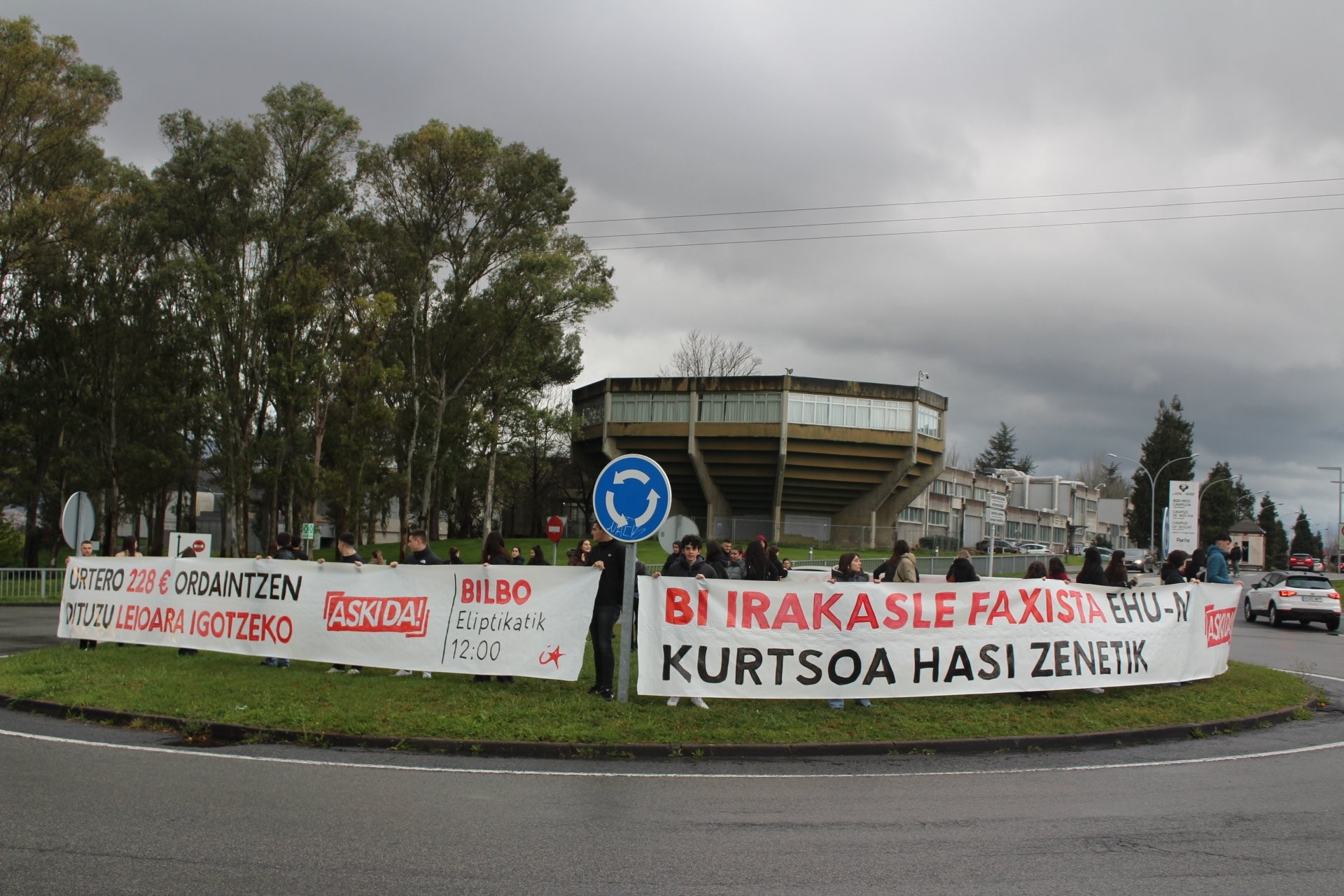 Hezkuntza ere erreakzioaren mehatxupean