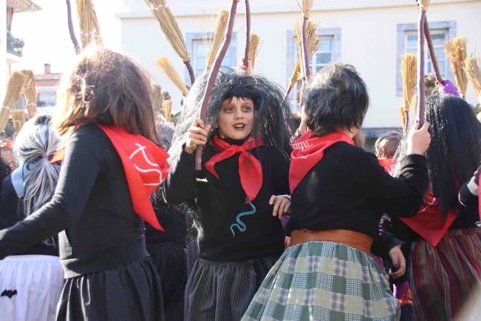 Lamiak, sorginak eta iratxoa 40 1582223393502