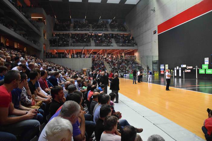 Jokin Altuna, buruz burukoan 25 1527458793790