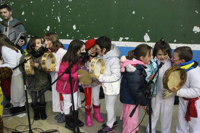 Hotzari aurre egiteko, dantz 17 1517596187047