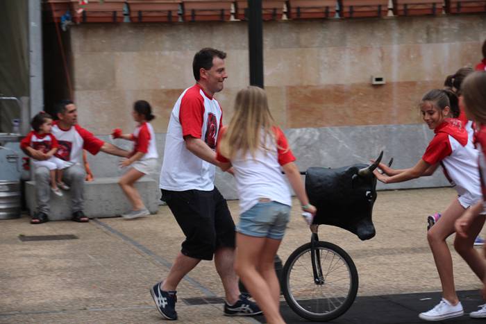 Piztu da festa, txupinarekin batera 23 1467994861074