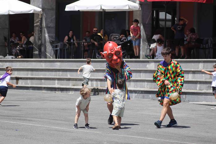 Buruhandi eta erraldoiek Ano 8 1655640111620