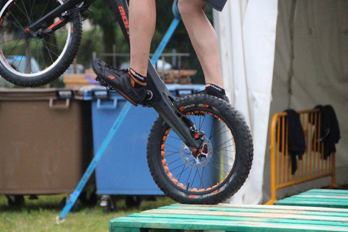 Erakustaldi batekin hasi dir 24 1496515069205