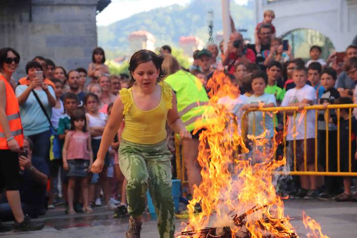 Tolosako Sanjoanak su txikia 20 1529778151077