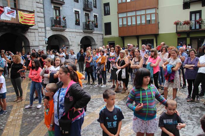 Haurren  12 1531753734563