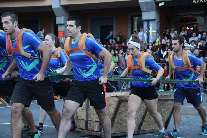 Gazteak nagusi, ximaurra gar 44 1507490693764