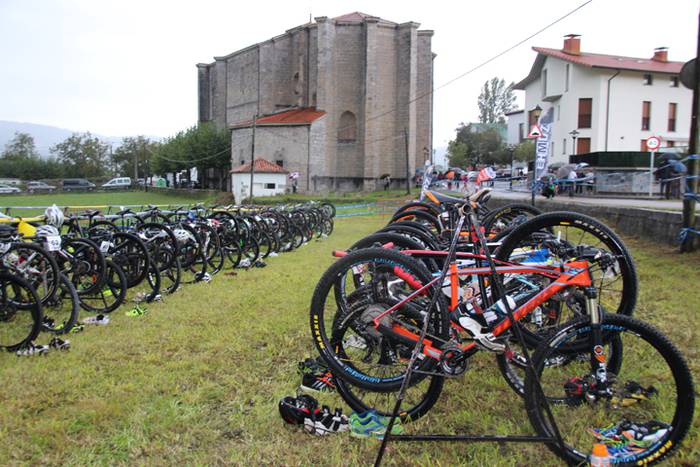 Lokaztuta Amasako XXIV. mendi duatloia 7 1477235105181