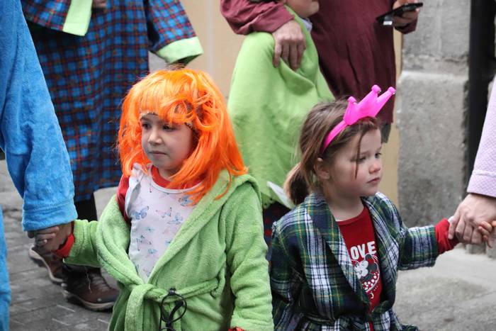 Dianak esnatu du Zaldunita 18 1551612380096