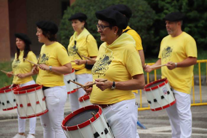 Danbor hotsek hartu dute Ama 66 1562504200569