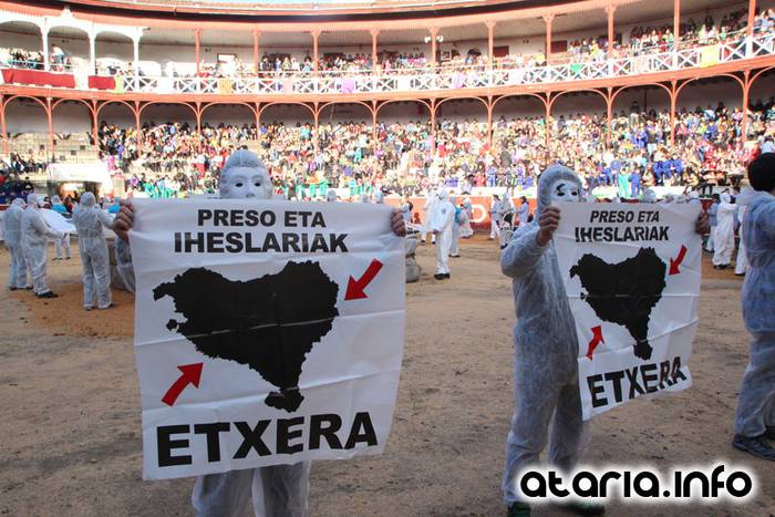 ostegun gizena 2016 zezen plaza 30 1454608267834