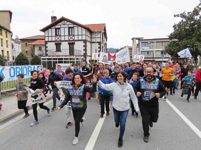 korrika, furgonetatik, Aizto 55 1649421641041