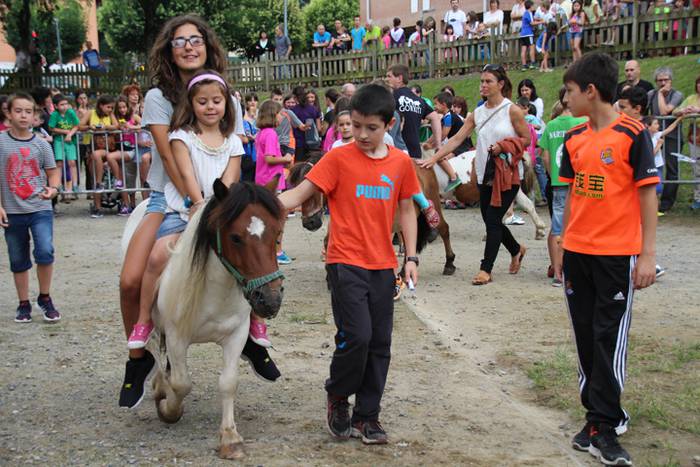 Zezenen aurretik, korrika 13 1469619582121