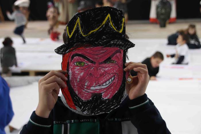 Erraldoi eta buruhandien tai 37 1577095559791