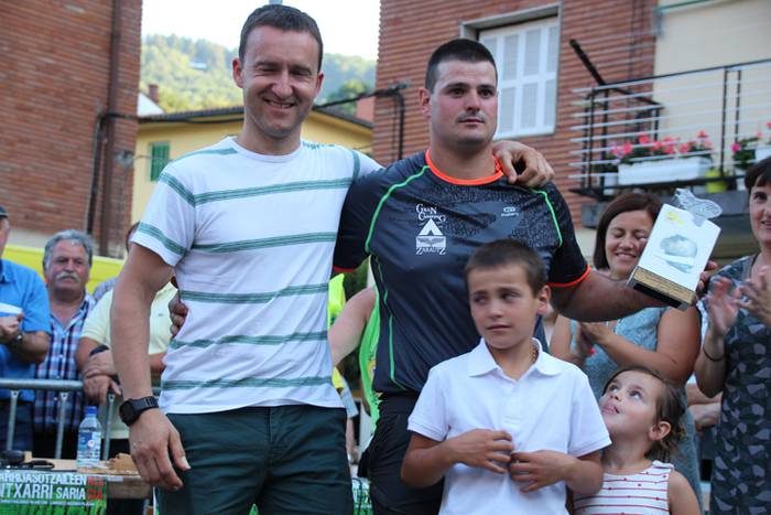 Aimar Irigoienek jantzi du X 32 1500232166466