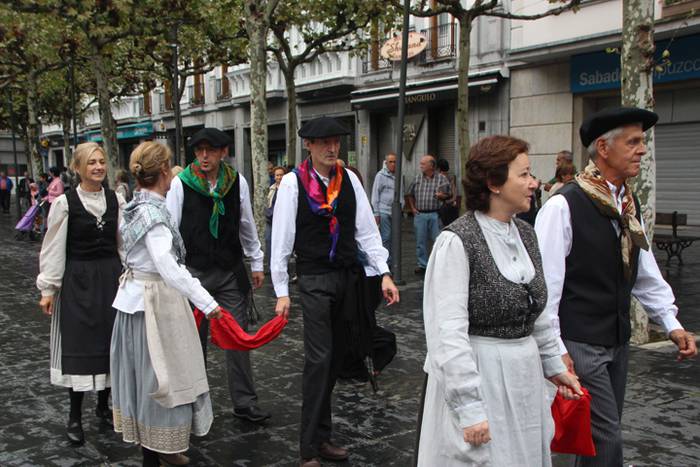 Udaberri Dantza Dezagun Tolo 26 1504963105204