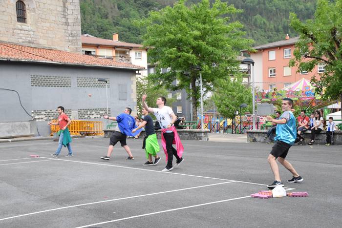 Anoeta kuadrilla eguna 2016 10 1463855781243