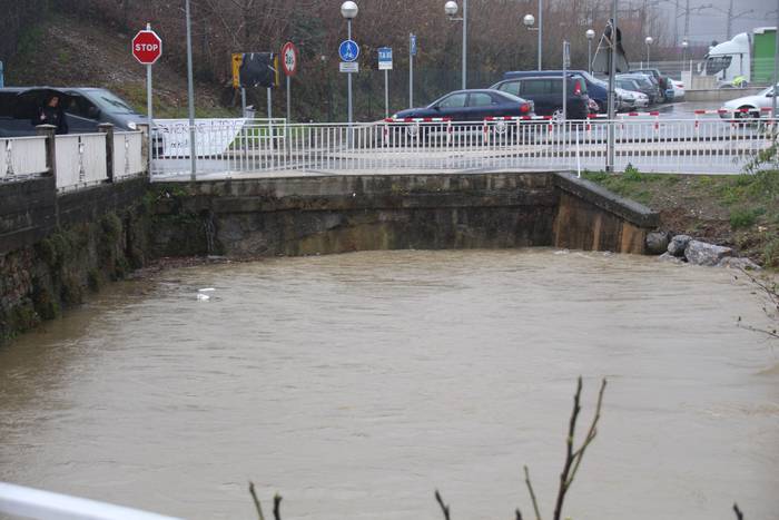 Astelehena, gainezka 24 1484571527228