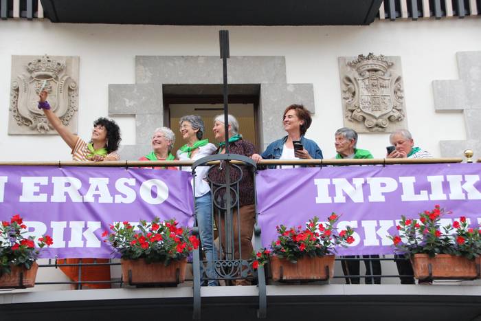 Txupinazoa nork bota proposa dezakete herritarrek