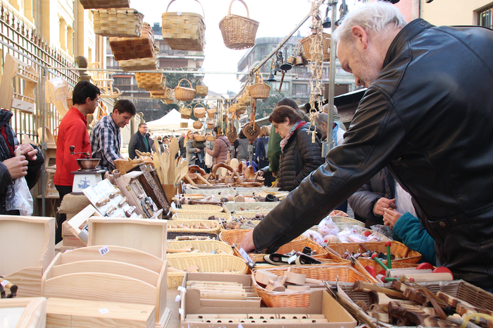 Urteko azken azoka berezia gurtu du Tolosak 63 1481986428577