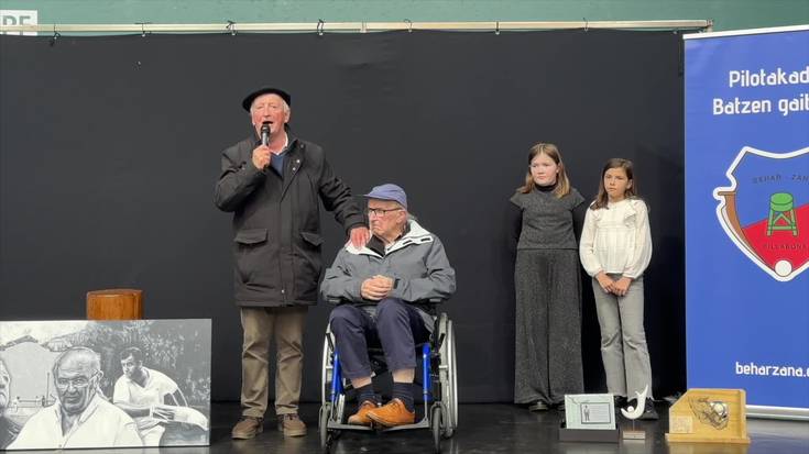 Herriaren aitortza, ekitaldi hunkigarria